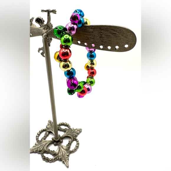 Festive Jingle Bell Elastic Stretch Bracelet Christmas Jewelry - Picture 7 of 9